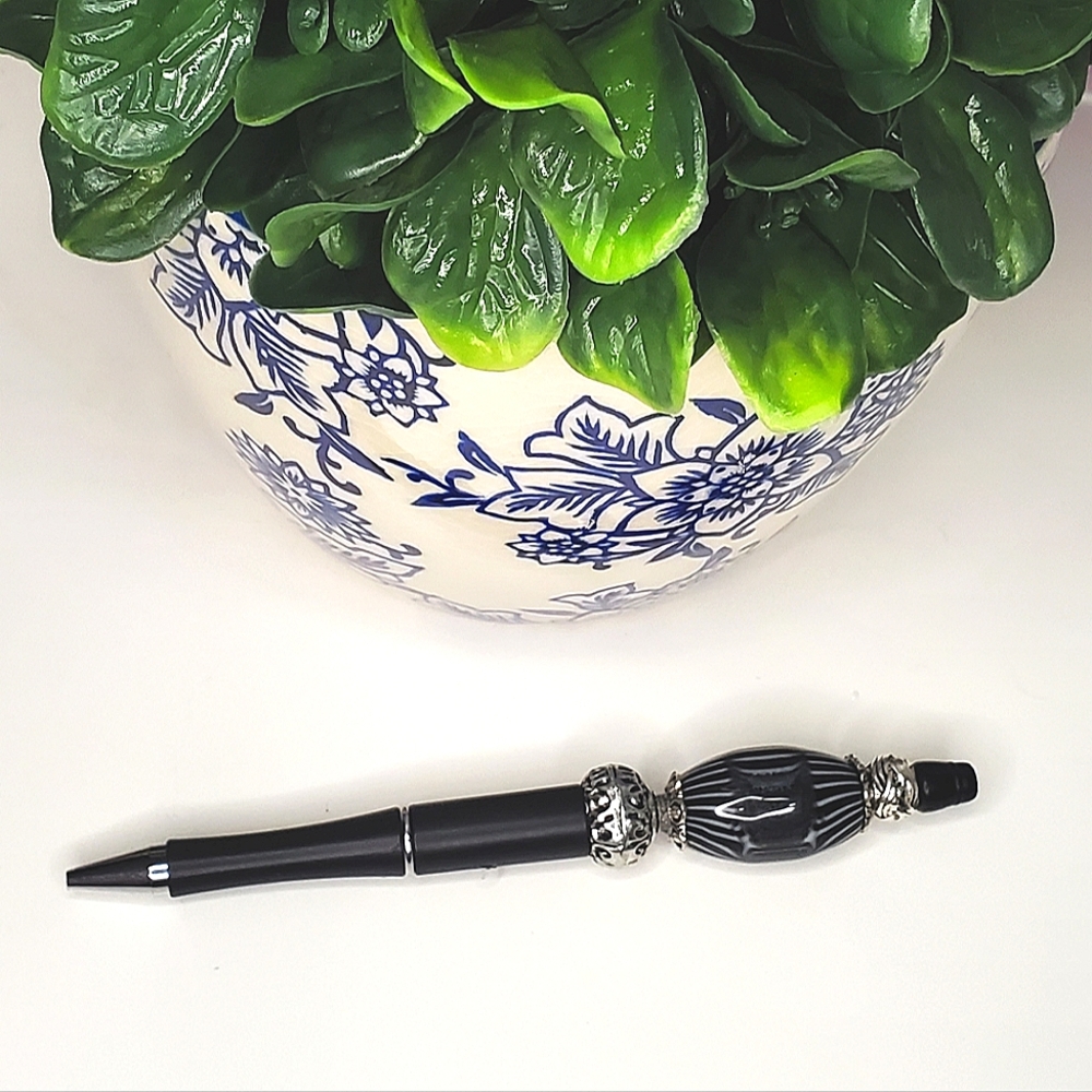 MIDNIGHT ELEGANCE BEADED PEN